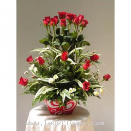 21 Red Roses in a Vase